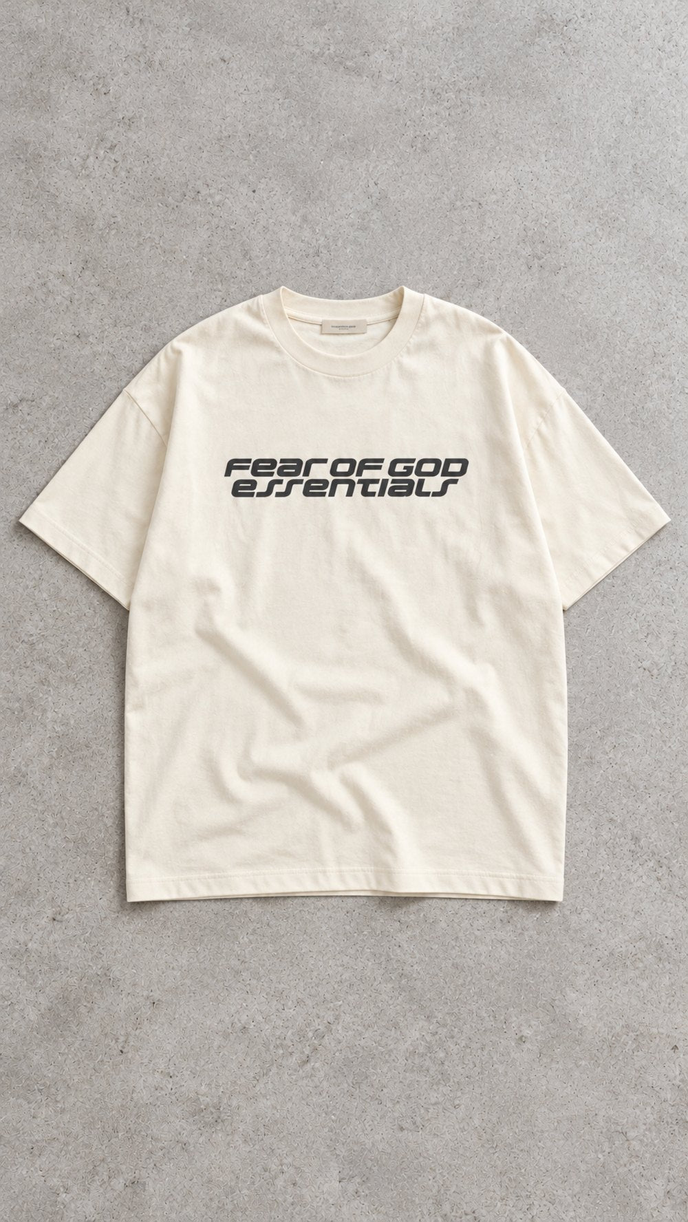 Playera blanca letras negras