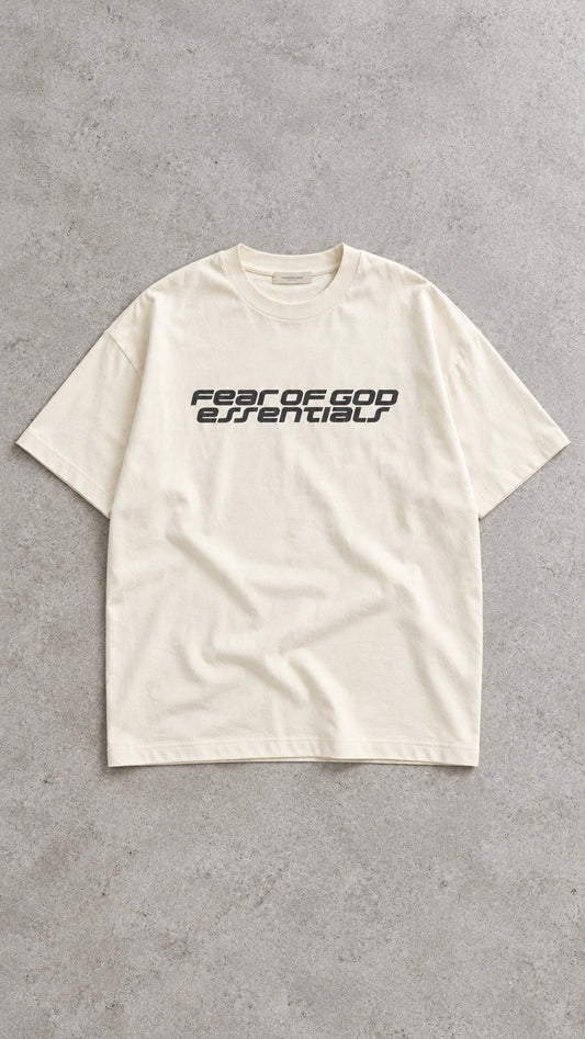 Playera blanca letras negras